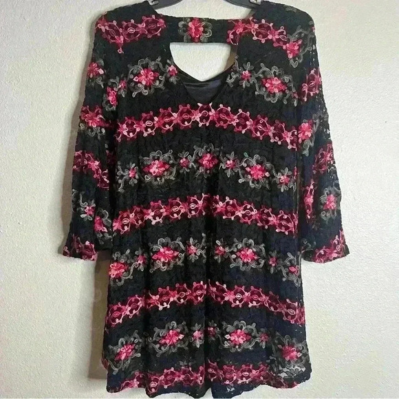 Lapis Bell Sleeves Lace Floral Dress can be worn as a blouse as well size M - Picture 2 of 2